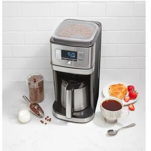 Cuisinart Burr Grind & Brew 10 cup Coffermaker *SEALED IN BOX